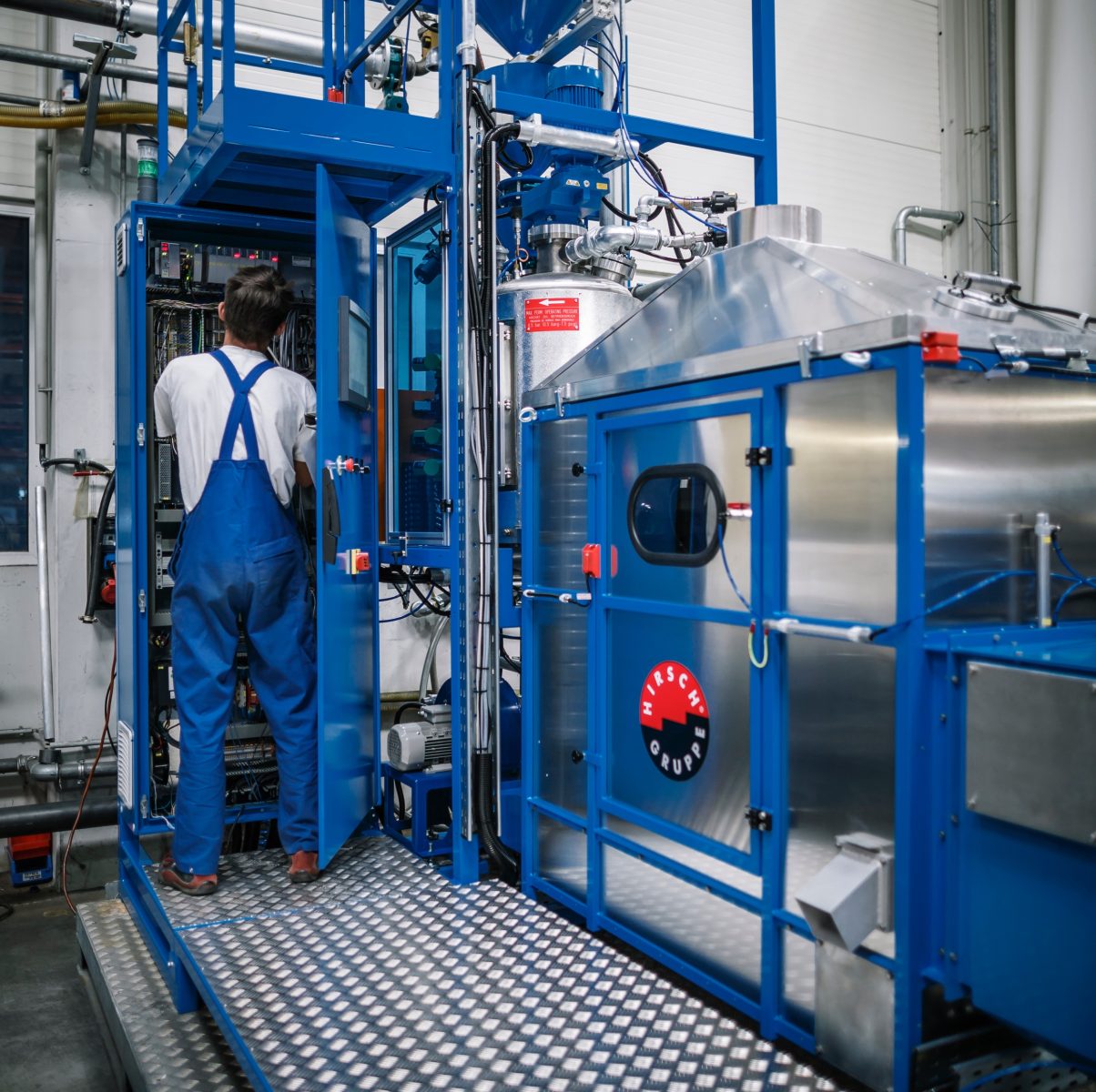 small-sized-fluidized-bed-preexpander
